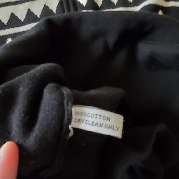 Neve Quarter Preppy Zipper Pullover Aztec Print Sweater - Picture 8 of 12